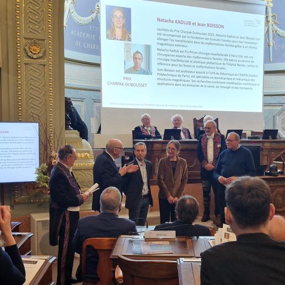 Prix Charpak-Dubousset attribué à deux chercheurs du laboratoire.